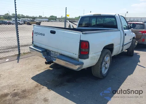 2000 Dodge Ram 1500 St/Ws from USA, damaged, VIN 1B7HC16X4YS543162